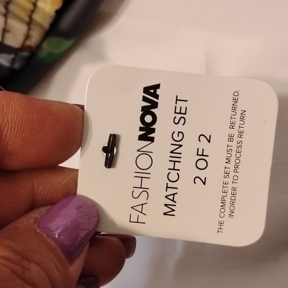 Fashion Nova Woman's Tropical Floral & Pineapple Print Pants, Size: L - Picture 9 of 14